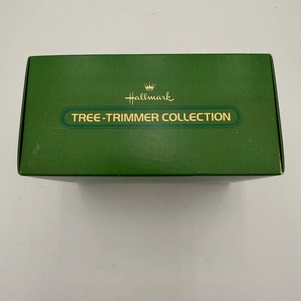 Hallmark vintage tree